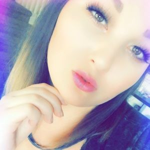 Meet your Posher, Lexi